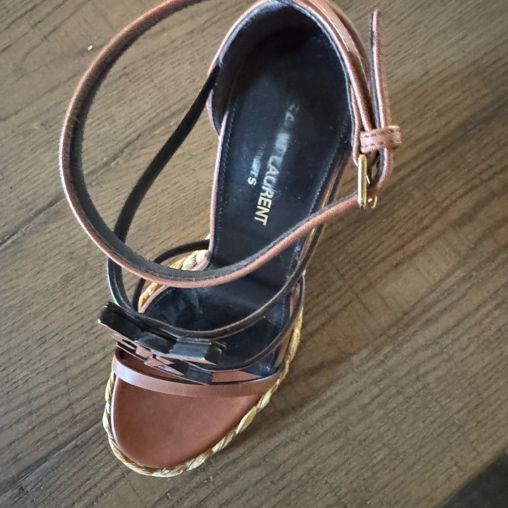 Saint Laurent Cassandra YSL Logo Raffia wedge sandal in New Papaya.  Size 36 - Picture 9 of 16